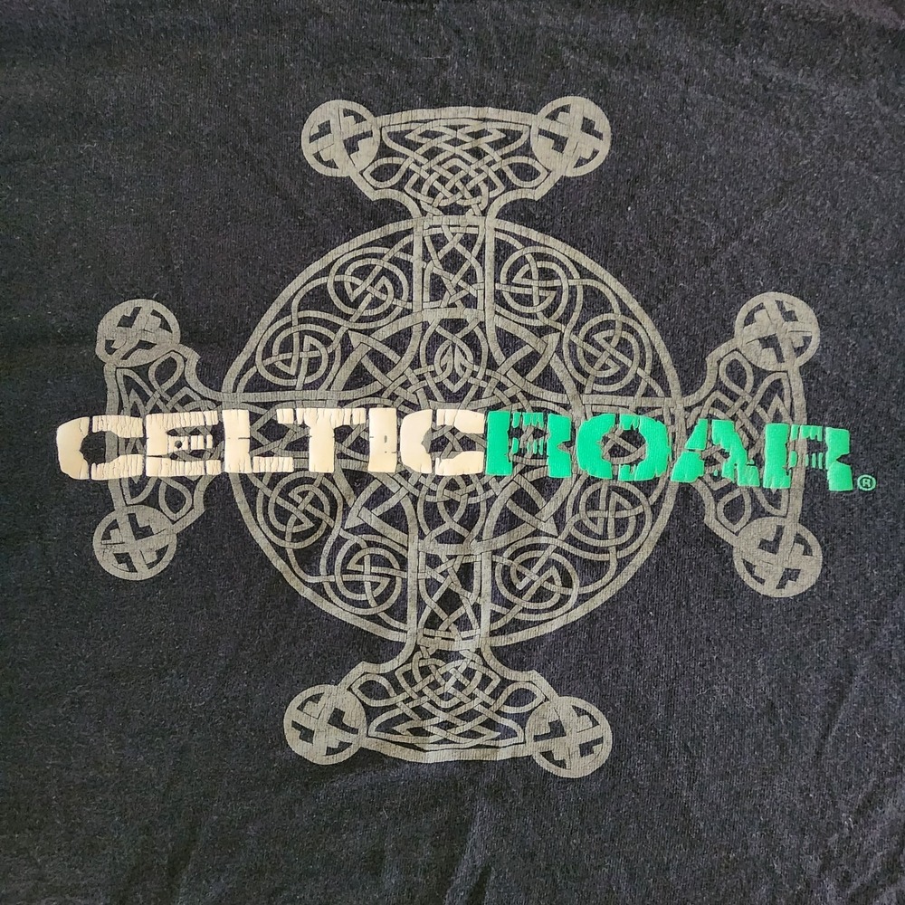 Celtic Roar Gildan Black Short Sleeve T-Shirt Men's‎ XL